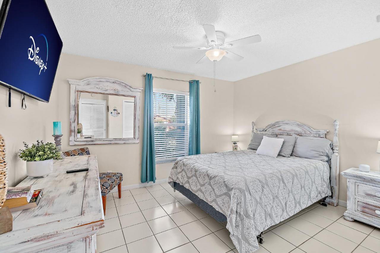 Serene Seaside Retreat - Dog Friendly - 2Br Townhouse With Shared Heated Pool Steps To Paradise Beach! Мелбърн Екстериор снимка