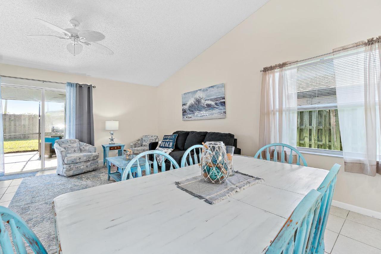 Serene Seaside Retreat - Dog Friendly - 2Br Townhouse With Shared Heated Pool Steps To Paradise Beach! Мелбърн Екстериор снимка
