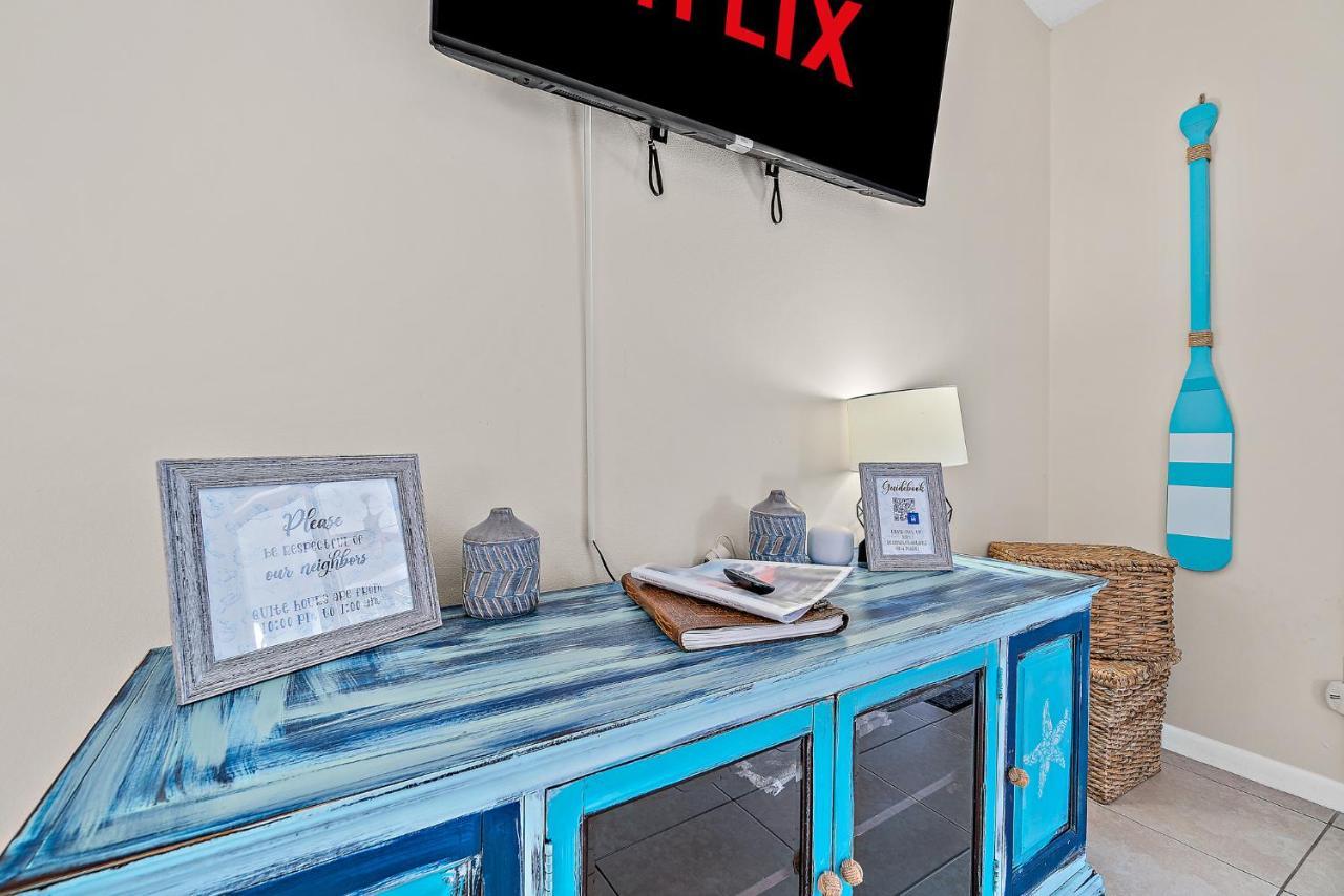 Serene Seaside Retreat - Dog Friendly - 2Br Townhouse With Shared Heated Pool Steps To Paradise Beach! Мелбърн Екстериор снимка